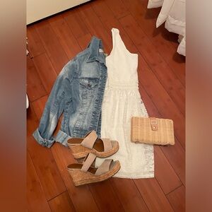 Love Reign white Lace Dress